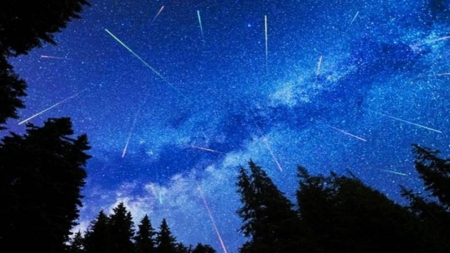 În această noapte, ploaia de meteori Eta Aquariid atinge maximul
