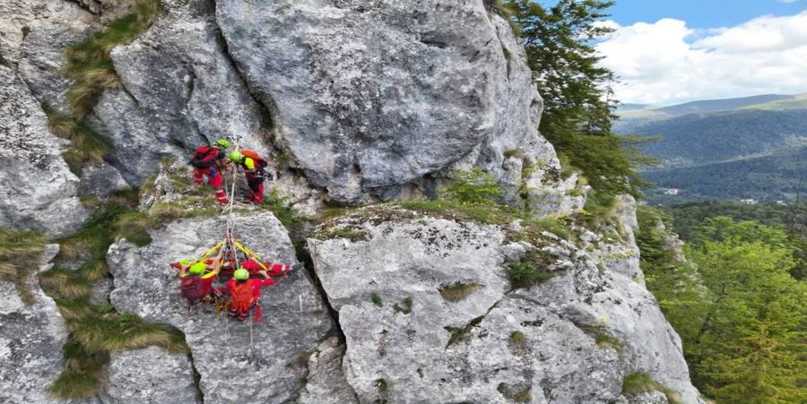 Salvamont Maramureș angajează trei salvatori montani