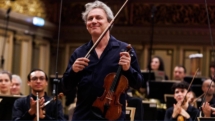 David Grimal concertează la Baia Mare în spectacolul „Cele 8 anotimpuri” de Vivaldi și Piazzolla