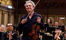 David Grimal concertează la Baia Mare în spectacolul „Cele 8 anotimpuri” de Vivaldi și Piazzolla
