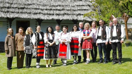 Ziua Portului Tradițional, sărbătorită la Muzeul Satului din Baia Mare prin expoziții și concert folcloric