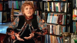 Poeta Elena Cărăușan, la ceas aniversar