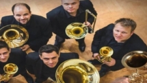 Concert baroc la Baia Mare: „Muzica Cetății” aduce eleganța alămurilor în Biserica „Sfânta Cruce”