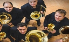 Concert baroc la Baia Mare: „Muzica Cetății” aduce eleganța alămurilor în Biserica „Sfânta Cruce”