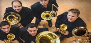 Concert baroc la Baia Mare: „Muzica Cetății” aduce eleganța alămurilor în Biserica „Sfânta Cruce”