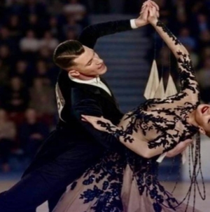 Rareș Cojoc și Andreea Matei, campioni europeni la dans standard