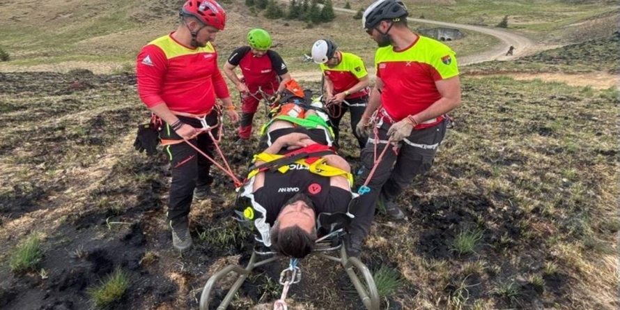 Bărbat accidentat în timpul unei curse de motocross, salvat de Salvamont Maramureș