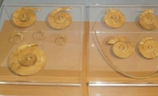 Expoziția „Comori din Epoca Bronzului – Tezaurul de la Sarasău” va fi vernisată la Sighetu Marmației