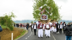 „Tânjaua Hotenarilor” are loc în acest final de săptămână; Vechiul obicei agrar atrage an de an numeroși participanți
