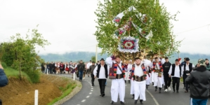 „Tânjaua Hotenarilor” are loc în acest final de săptămână; Vechiul obicei agrar atrage an de an numeroși participanți