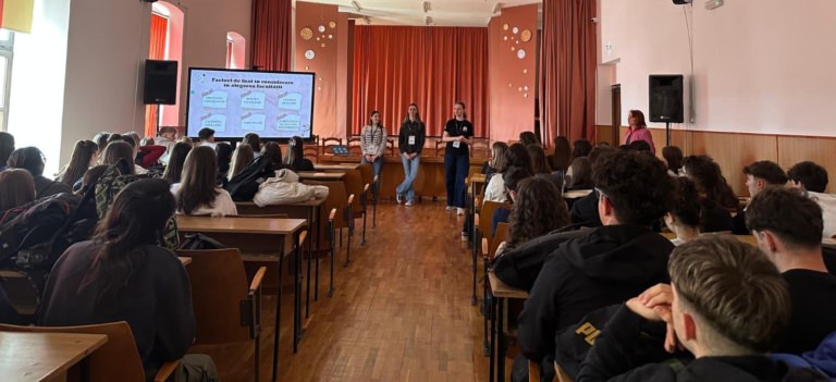Liga Studenților „Pintea Viteazul” a dus proiectul Nord Universitar la 40 de licee