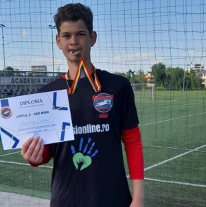 Medalie de argint pentru un sportiv de la Academia „Emeric Dembroschi” din Sighet la „Bătălia portarilor”