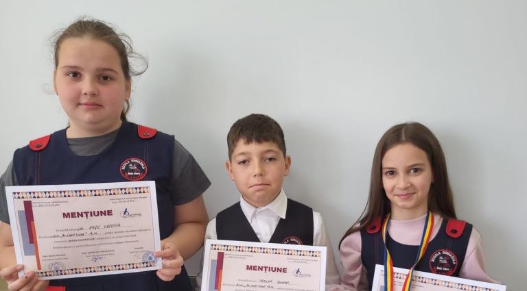Elevi de la Școala Gimnazială „Al. I. Cuza” Baia Mare, premiați la concursul „Magia Cuvintelor”