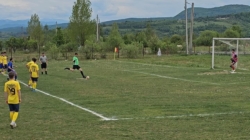 Liga 4: Jumătate din meciuri s-au încheiat cu scoruri de set de tenis