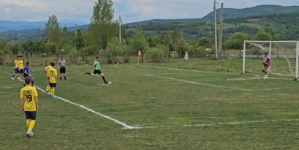 Liga 4: Jumătate din meciuri s-au încheiat cu scoruri de set de tenis