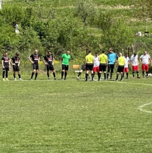 Revenire spectaculoasă în play-off-ul Ligii 4: după ce au fost conduși cu 2-0, oaspeții au câștigat cu 4-2