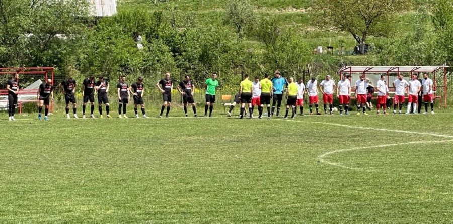 Revenire spectaculoasă în play-off-ul Ligii 4: după ce au fost conduși cu 2-0, oaspeții au câștigat cu 4-2