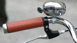 Un biciclist de 17 ani a ajuns la spital după ce a fost lovit de o mașină în Baia Mare