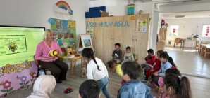 Activități dedicate insectelor la Centrul Comunitar Multifuncțional din Baia Mare