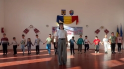 Jocurile tradiționale de Maramureș, readuse la viață de copiii din satul Ciolt