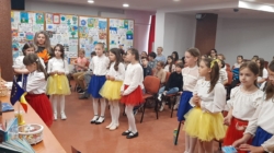 „Copiii, florile Europei” – expoziție la Biblioteca Județeană