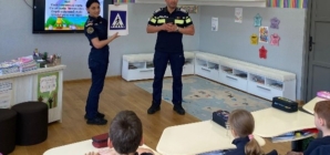 Lecții de la polițiști pentru copii la Sighet