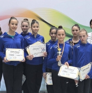 Gimnastele de la CSȘ Nr. 2 Baia Mare s-au întors acasă cu medalii și rezultate frumoase de la Campionatul Național Școlar din Bistrița