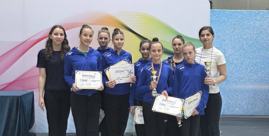 Gimnastele de la CSȘ Nr. 2 Baia Mare s-au întors acasă cu medalii și rezultate frumoase de la Campionatul Național Școlar din Bistrița