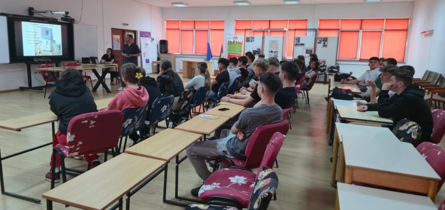 Lecții de recuperare medicală pentru clasele de sportivi de la Liceul Tehnologic Forestier Sighet