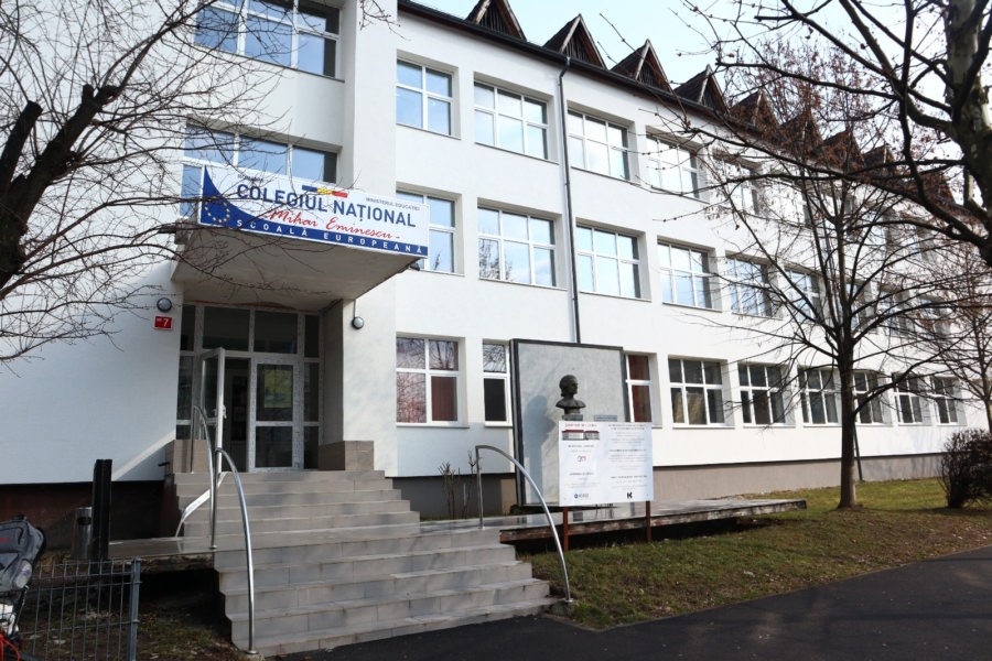 Colegiul Național „Mihai Eminescu” Baia Mare dă startul înscrierilor în tabăra de vară dedicată elevilor de clasa a VII-a
