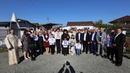 Preasfințitul Părinte Timotei Sătmăreanul a slujit în mijlocul credincioșilor Parohiei Ortodoxe Cătălina-Coltău
