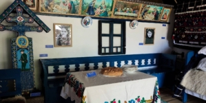 Expoziție la Muzeul Satului din Baia Mare: „Săpânța – memorie și continuitate”