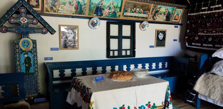 Expoziție la Muzeul Satului din Baia Mare: „Săpânța – memorie și continuitate”