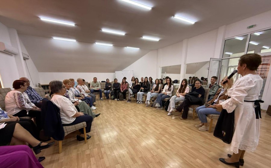 Ziua Internațională a Familiei, marcată prin activități intergeneraționale la Centrul CASPEV Baia Mare