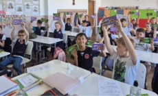 Daruri și surprize pentru copiii din Fărcașa cu ocazia Zilei Internaționale a Copilului
