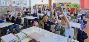 Daruri și surprize pentru copiii din Fărcașa cu ocazia Zilei Internaționale a Copilului