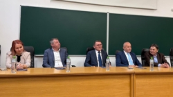 Zilele Filosofiei în Maramureș: evenimentul de deschidere a reunit studenți, elevi, cadre didactice și autorități locale, la Facultatea de Litere din Baia Mare