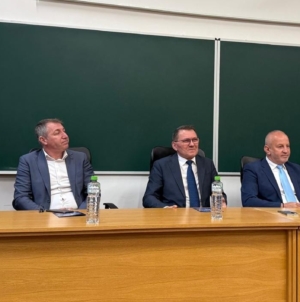 Zilele Filosofiei în Maramureș: evenimentul de deschidere a reunit studenți, elevi, cadre didactice și autorități locale, la Facultatea de Litere din Baia Mare