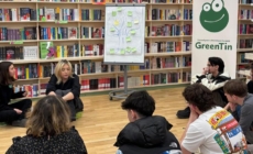 Conversații cu sens la Cărturești: Tinerii băimăreni sunt invitați la o nouă întâlnire pe tema singurătății în era digitală