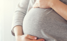 Apel umanitar: Să fim alături de o tânără familie din Târgu Lăpuș în lupta pentru viața băiețelului lor
