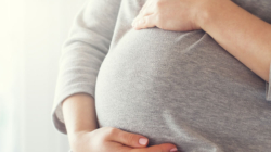 Apel umanitar: Să fim alături de o tânără familie din Târgu Lăpuș în lupta pentru viața băiețelului lor