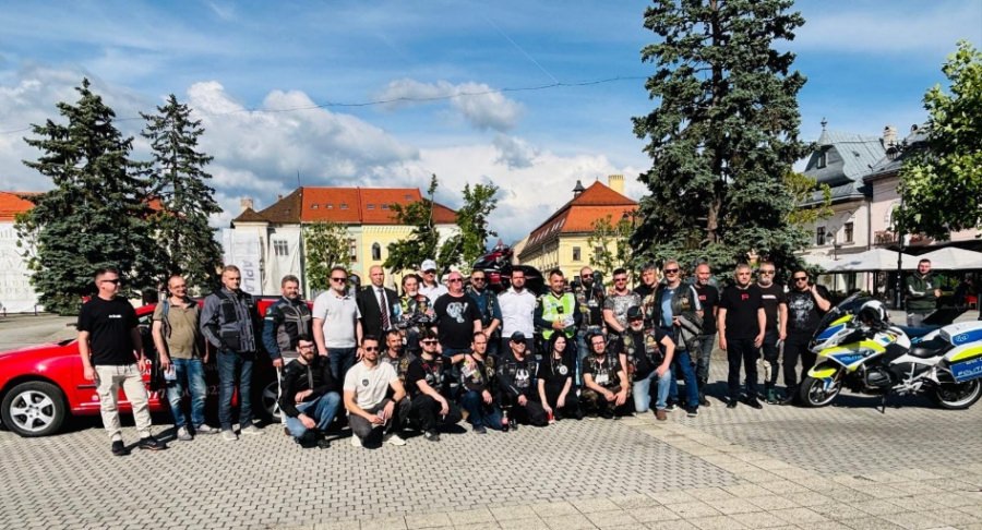 Motocicliști și polițiști la întâlnire, în Baia Mare