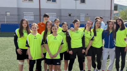 Echipa de fotbal feminin a Școlii Gimnaziale „Avram Iancu” Baia Mare s-a calificat la etapa națională a Olimpiadei Naționale a Sportului Școlar