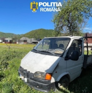 Percheziții în Leordina într-un dosar de infracțiuni silvice