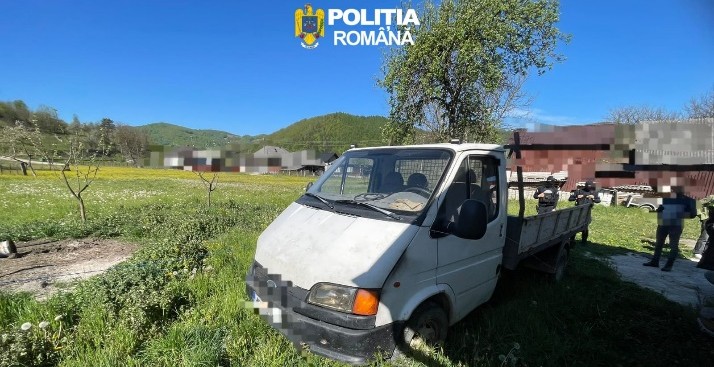 Percheziții în Leordina într-un dosar de infracțiuni silvice