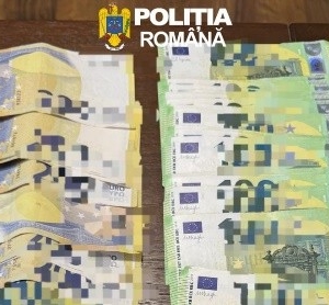 Prejudiciu de peste 3,6 milioane de lei. Peste 13.000 de euro și mai multe bunuri ridicate în urma unor percheziții