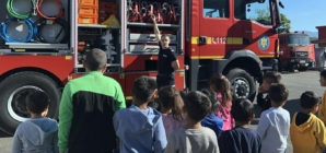 O zi printre salvatori: preșcolarii de la Centrul Comunitar Multifuncțional au avut parte de activități educative alături de pompieri