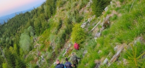 Acțiune a salvamontiștilor maramureșeni pentru salvarea unui tânăr rătăcit în munți
