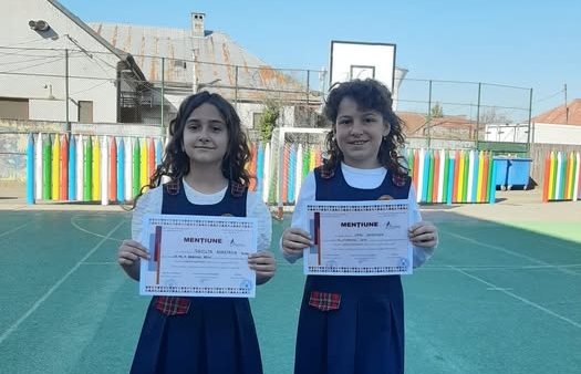 Două eleve din Seini au obținut mențiune la concursul județean „Magia Cuvintelor”