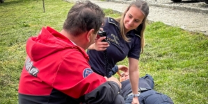 Lecții de prim ajutor de la Serviciul de Ajutor Maltez Baia Mare pentru polițiștii de frontieră